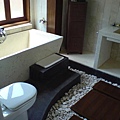 DANU Villa bathroom