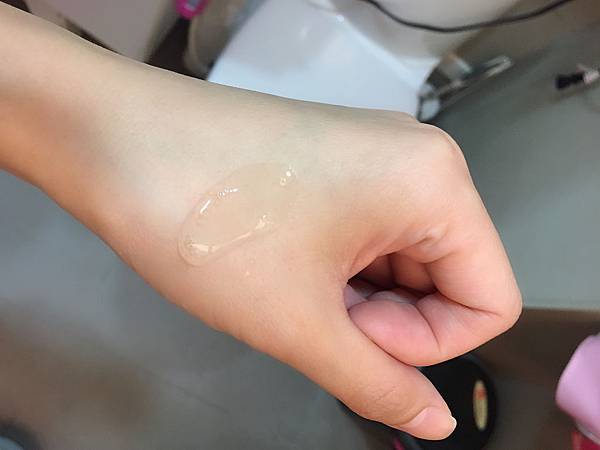 女人知己試用大隊,HANROON韓潤隱型八爪緊緻精華 強勢升級版30ml,韓潤隱型八爪緊緻精華升級版,V型精華,緊緻輪廓,小臉精華,立即有感
