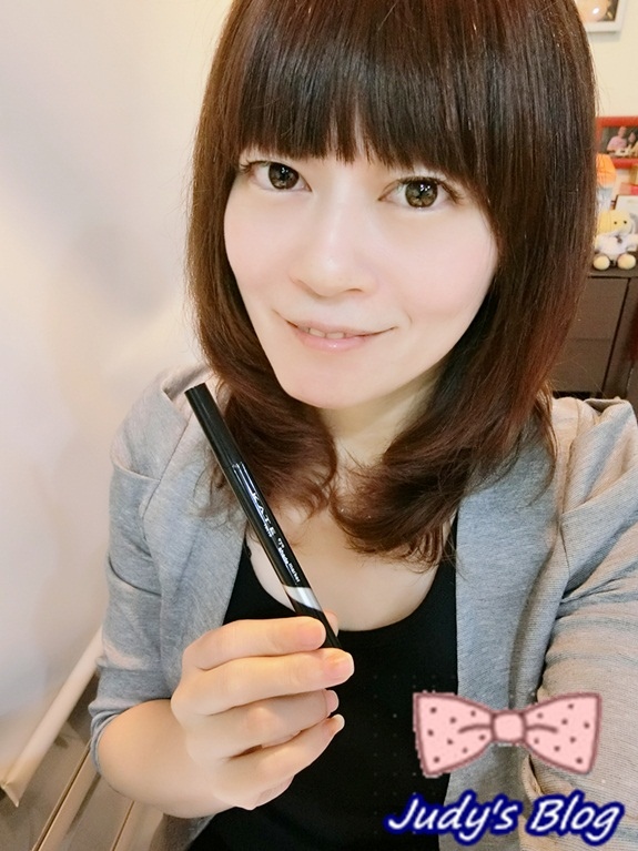 6.jpg &amp;amp;amp;amp;amp;lt;彩妝。眼線筆+唇彩&amp;amp;amp;amp;amp;gt;KATE | 密影氣墊眼線筆(#BK-1) X 高顯色映象唇膏(RS-1 ),打造屬於自己的自信又甜美氣息妝容~*