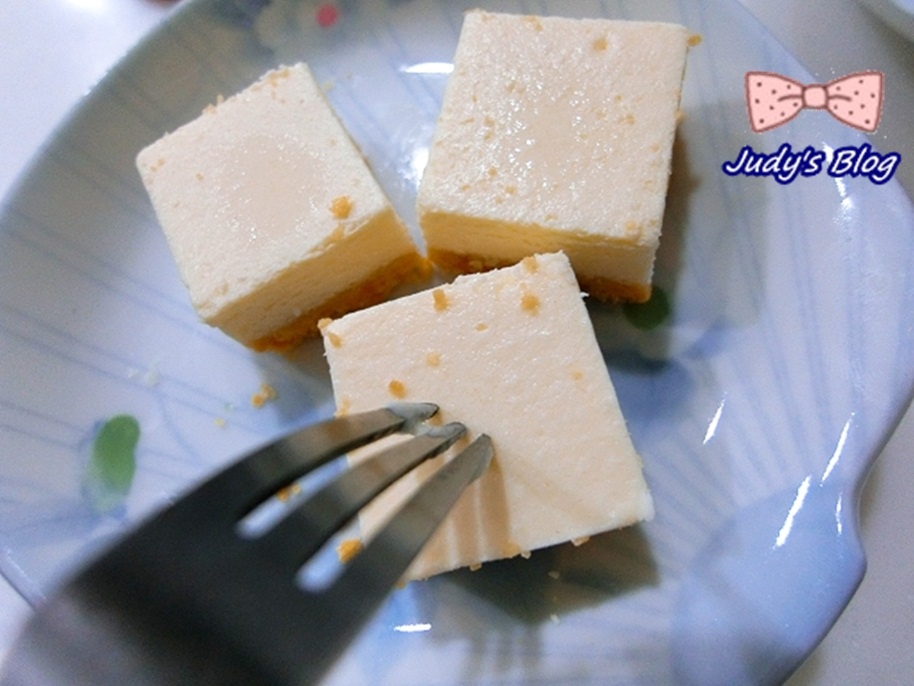 13-1.jpg &amp;amp;amp;amp;amp;amp;amp;amp;amp;amp;amp;amp;amp;amp;amp;lt;宅配美食。乳酪蛋糕&amp;amp;amp;amp;amp;amp;amp;amp;amp;amp;amp;amp;amp;amp;amp;gt;喫貨巷九九號 | 巧口乳酪蛋糕 | 入口即化| 一個人一口吃剛剛好的下午茶甜點,更是超吸睛的伴手禮選擇~*