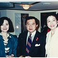 1-11遠東飯店贊助金馬獎首映典禮酒會,徐董事長,名演員歸亞蕾&Judy合影