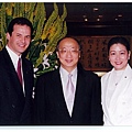 4-9外交部長胡志強(中),飯店總經理Mr. Caretti於飯店大廳合影