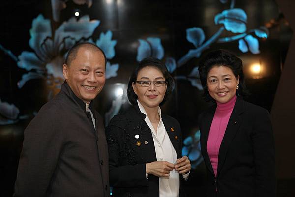 5-4琉璃工房總裁張毅暨夫人董事長楊惠姍,主辦台北 101旗艦店開幕記者發表會2009-3-28