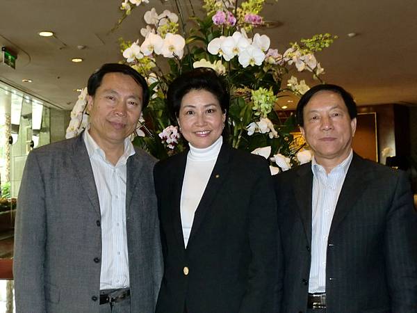 5-29國學論壇 -復旦大學馬濤教授(左一)&徐培華教授於遠東飯店合影