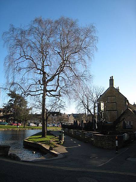 Bourton-on-the-Water  又是夢幻的小鎮