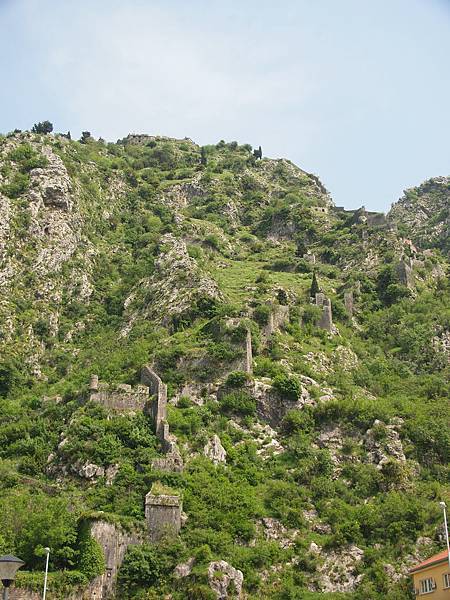 來到黑山共和國的科多古城摟