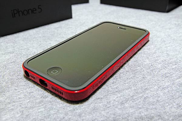 SGP iPhone 5 NEO HYBRID EX SLIM (但丁紅)