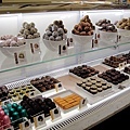 GODIVA Chocolate