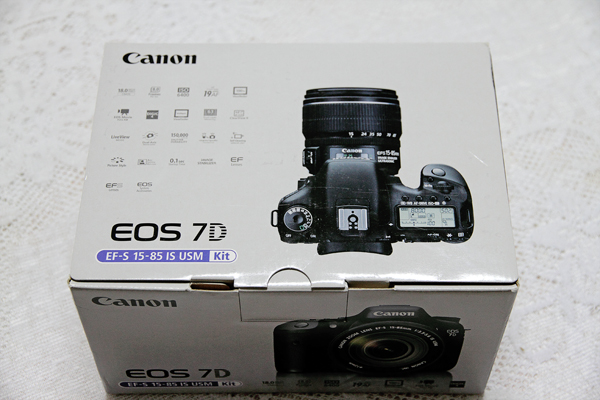 CANON EOS 7D KIT (EF-S 15-85mm f/3.5-5.6 IS USM)組 (公司貨)