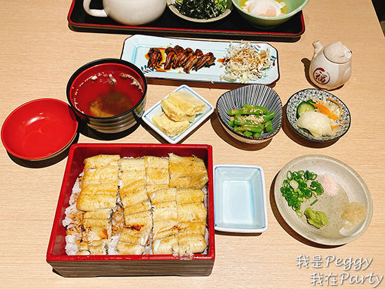 食記 台北市中山區 濱松屋(浜松や) (附菜單)現殺活鰻四吃