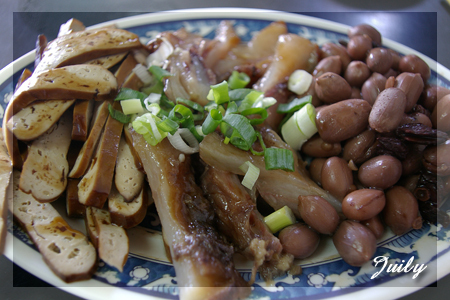 初鹿 老江蘇牛肉麵