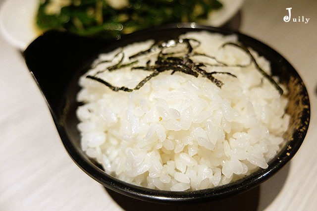 隱身巷弄裡的家庭式餐館，190廚房