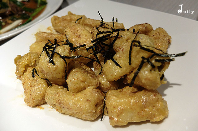 隱身巷弄裡的家庭式餐館，190廚房