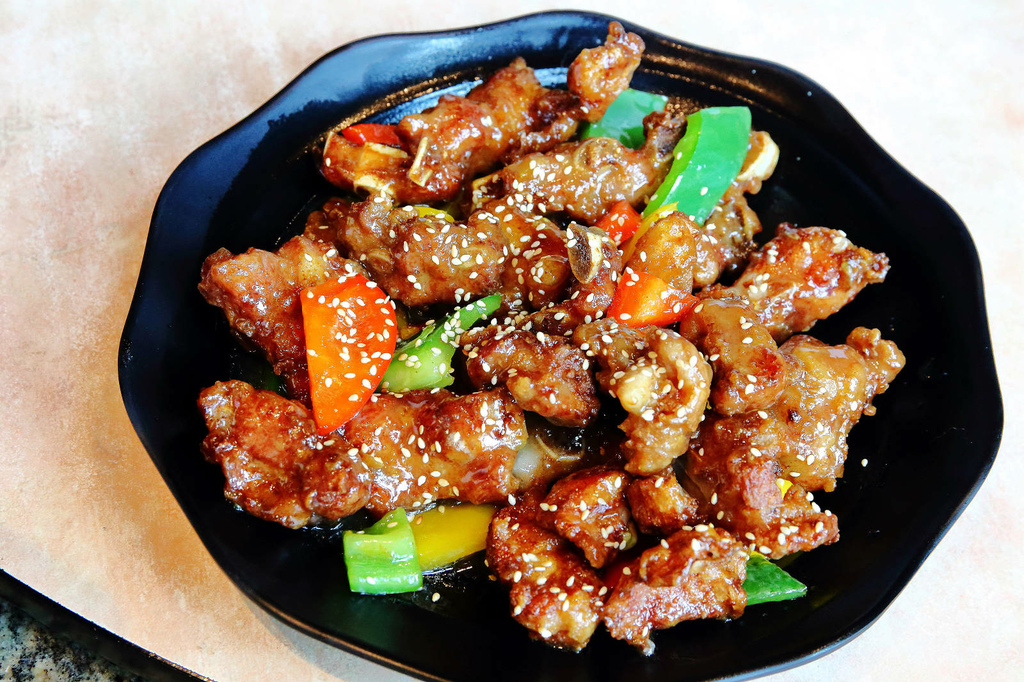 山下人家 寵物友善餐廳 墾丁平價海鮮熱炒