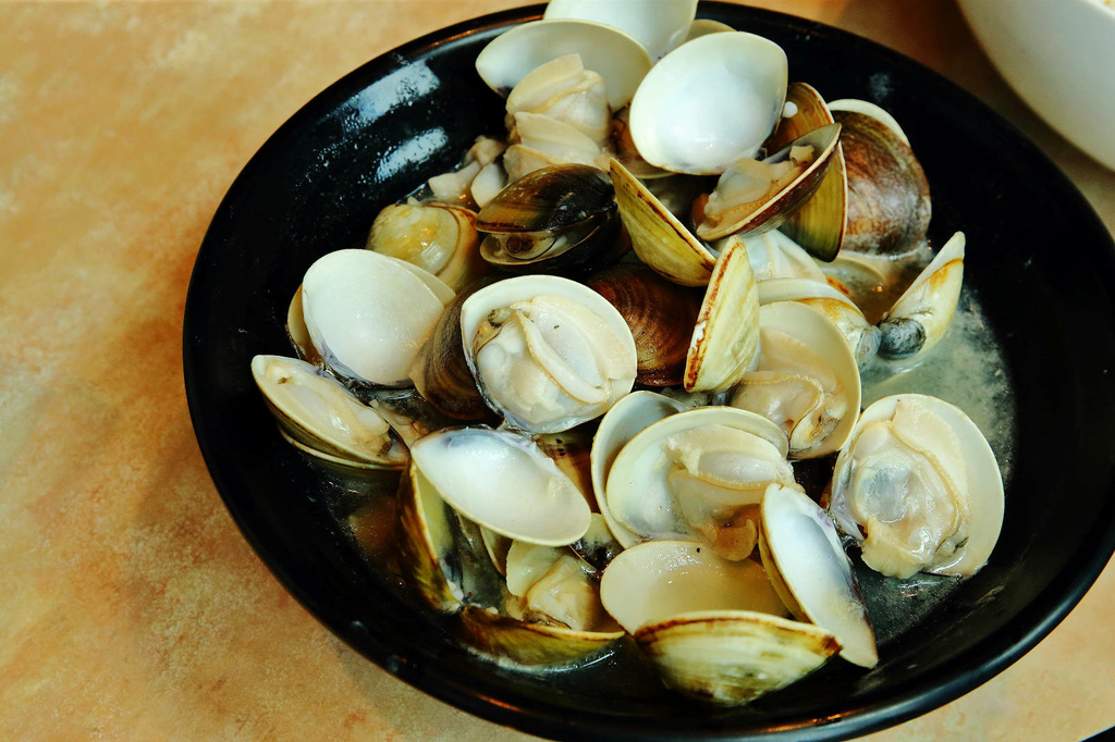 山下人家 寵物友善餐廳 墾丁平價海鮮熱炒