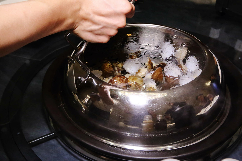 新莊美食推薦，新莊典華濤濤海鮮蒸氣鍋，新鮮海鮮、現蒸現吃，C