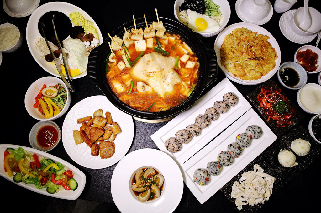 微風信義美食餐廳，韓吃一隻雞 微風信義店，有別於一般韓式餐廳
