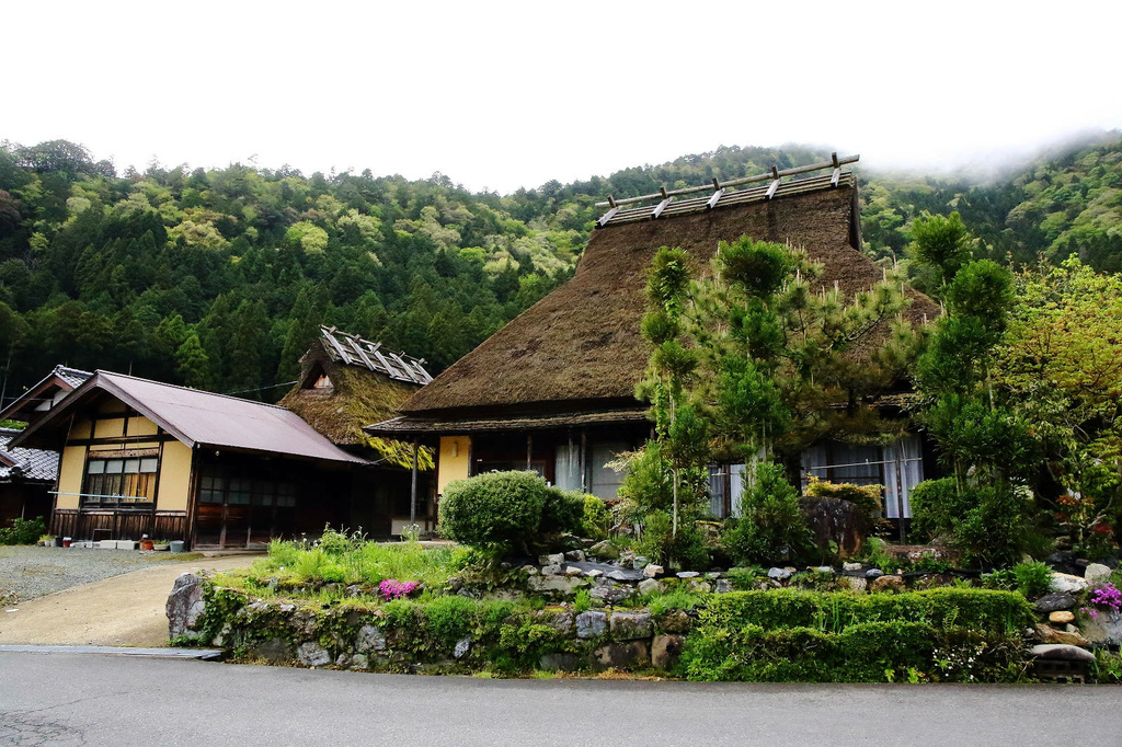 京都秘境-美山茅草屋之里｜美山合掌村，日本三大合掌村之一，被