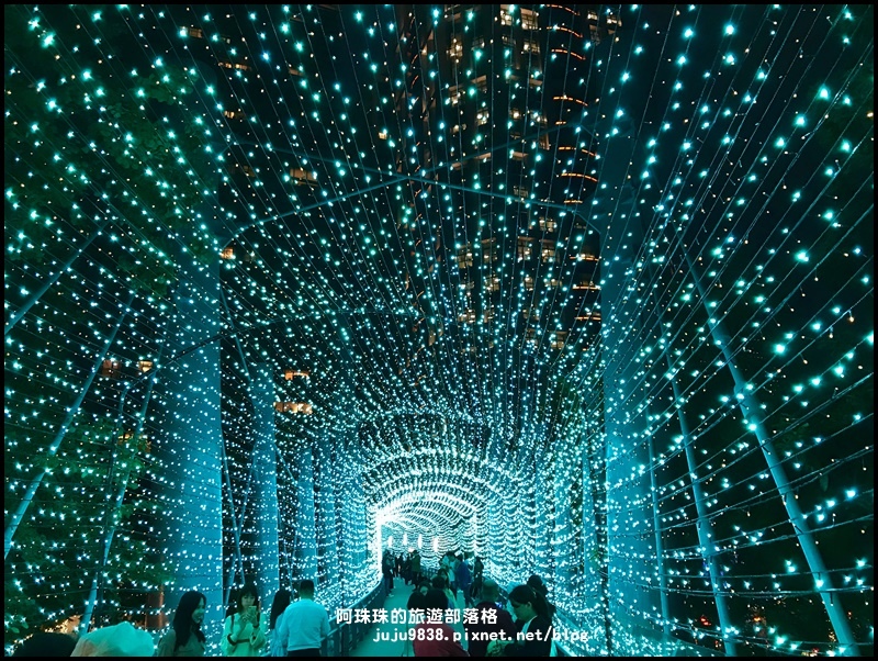 新北歡樂耶誕城1.JPG