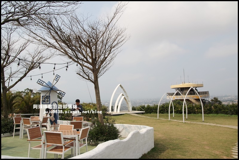 山丘上11.JPG 山丘上11.JPG