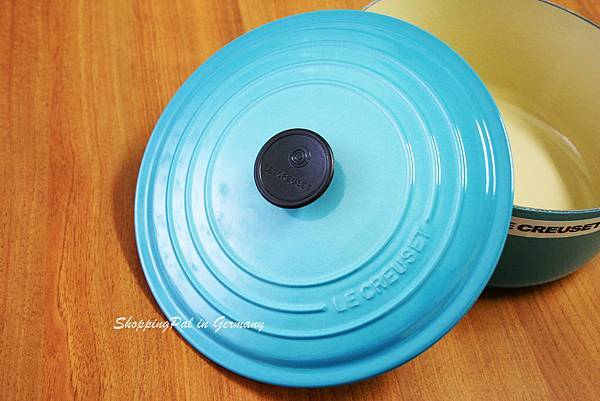 LE CREUSET 圓形鑄鐵鍋-加勒比海藍