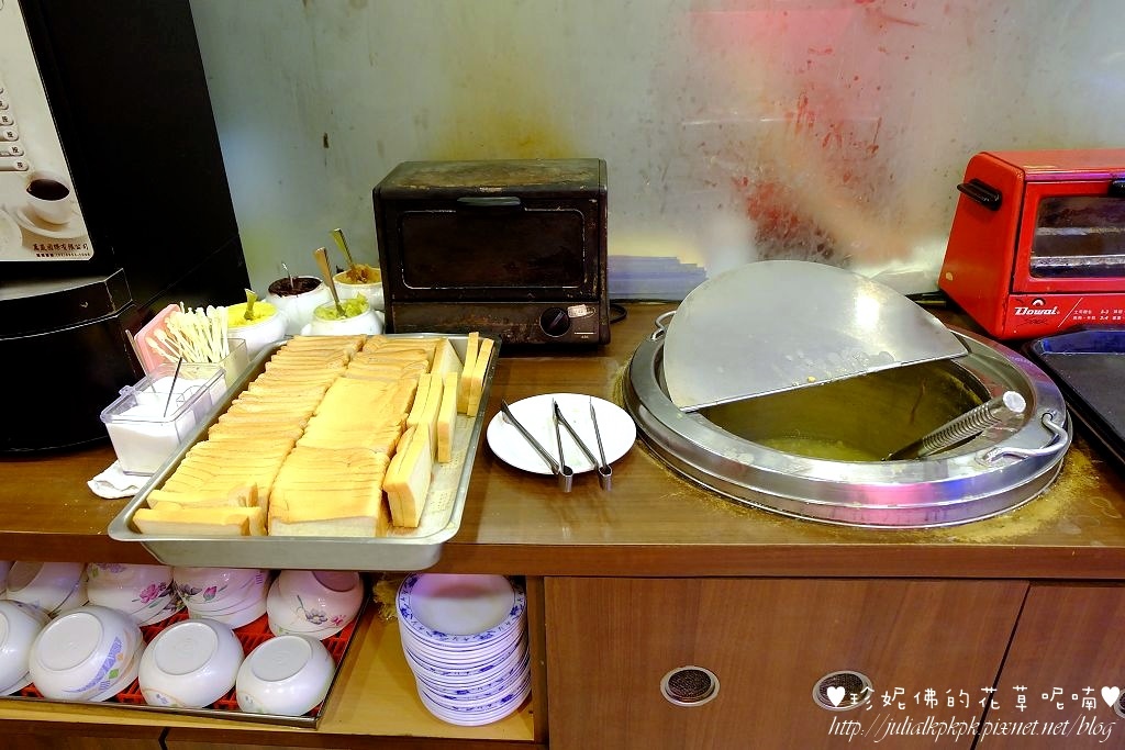 DSCF2025.jpg DSCF2025.jpg