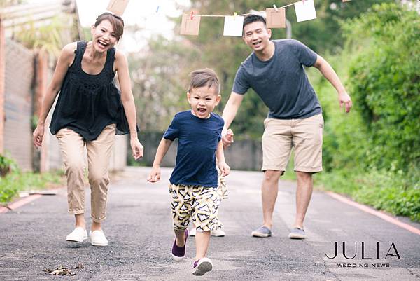 Julia Wedding News 新婚情報