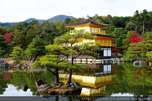 京都 紅葉 金箔與楓紅交織的詩篇 秋的金閣寺 茱莉扁扁環遊世界中 痞客邦 京都 紅葉 金箔與楓紅交織的詩篇 秋的金閣寺 茱莉扁扁環遊世界中 痞客邦