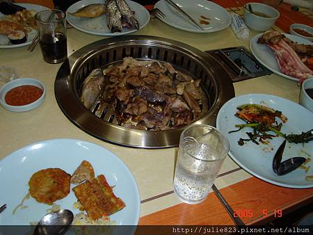 20050519-(午餐)地下室吃到飽的韓國烤肉.JPG