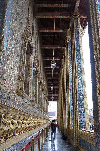 9.2 Wat Phra Kaew & Grand Palace 3.JPG
