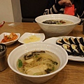 10.13 Dinner @ Hongik University 2b.jpg