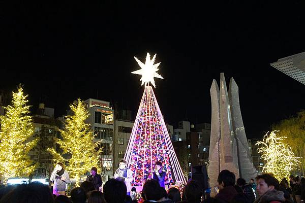 12.8 Tokyo sky tree 1b.jpg