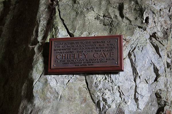 4.8 Chifley Cave 37b.jpg