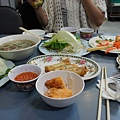 4.10 Vietnamese lunchb.jpg