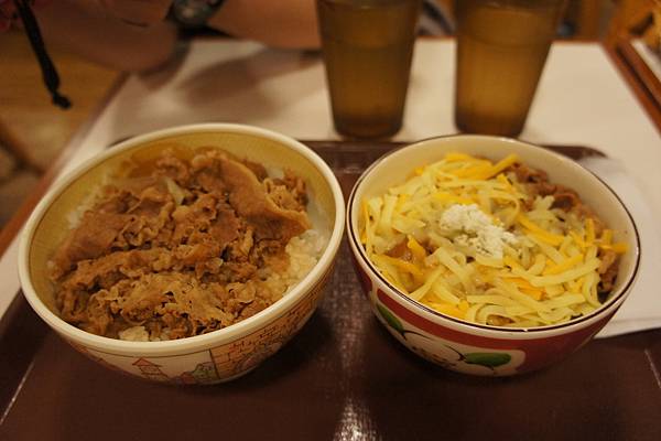 9.8 Dinner@Sukiyaa.jpg