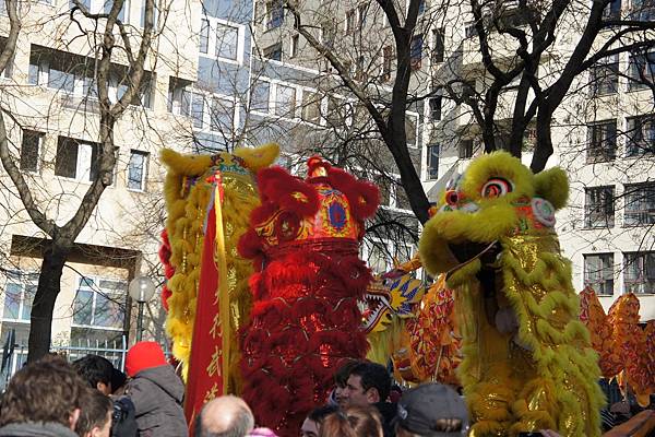 2.2 Paris - CNY Parade in Belleville 36a.jpg