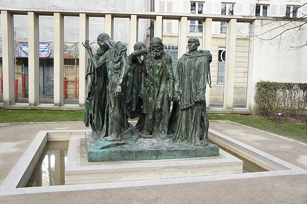 2.4 Paris - Musee Rodin 17 - The Burghers of Calaisa.jpg