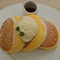 12.17 Shiawase no pancake 3a.jpg