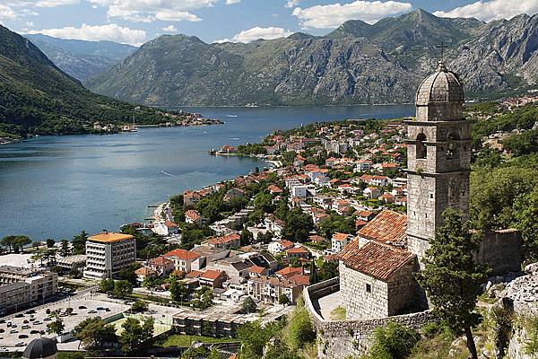 Kotor birdview(wiki).jpg