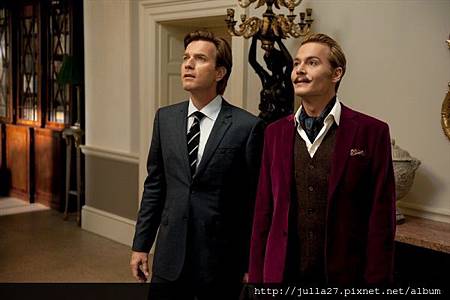 mortdecai19-600x399.jpg