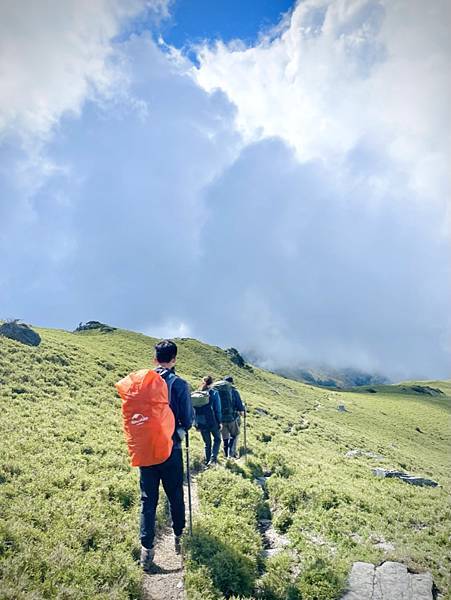 2B29956A-30D0-4AB5-AB0E-668181A122B7_1_105_c 2B29956A-30D0-4AB5-AB0E-668181A122B7_1_105_c