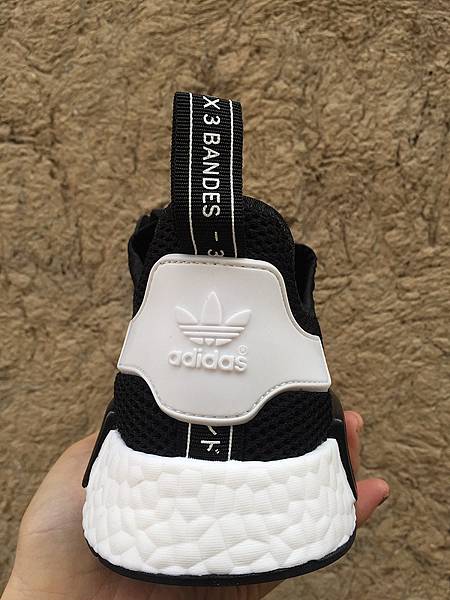 adidas01237.jpg