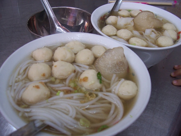 魚丸貓耳米粉 魚丸貓耳米粉