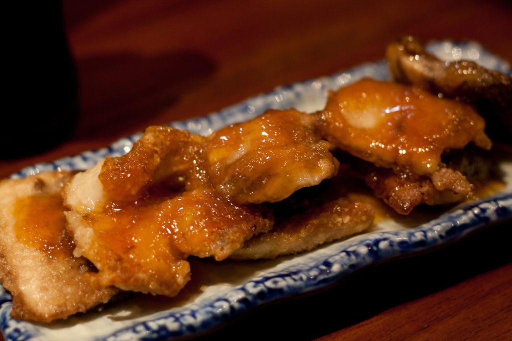 【美食。食記】東京 月島 隱藏排隊好店 夜晚也是十分美味 魚