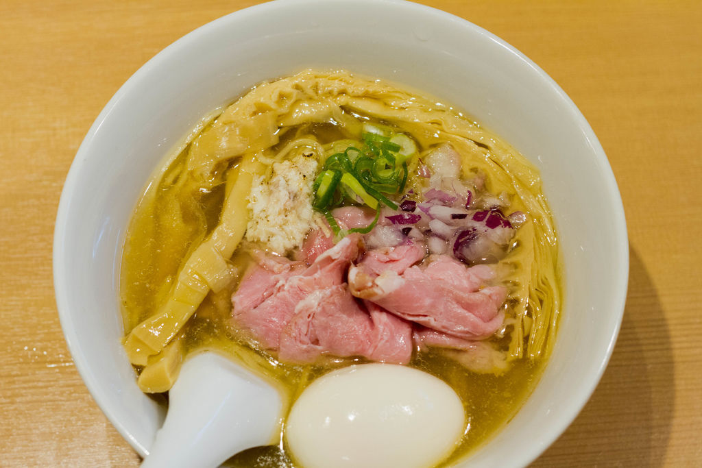 美食 食記 東京新宿歌舞伎町好一朵美麗的鳳仙花鳳仙花拉麵沾麵推薦美女店員 魚漿夫婦 痞客邦