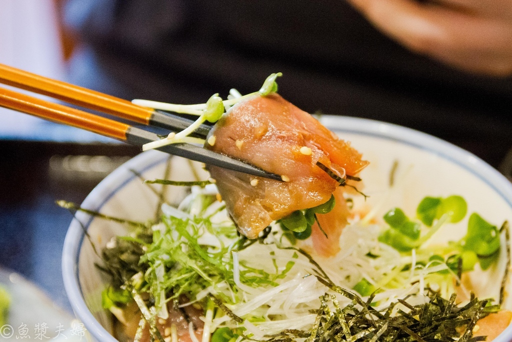 圖 千葉 丼屋七兵衛 鯖魚生魚片真的很費工