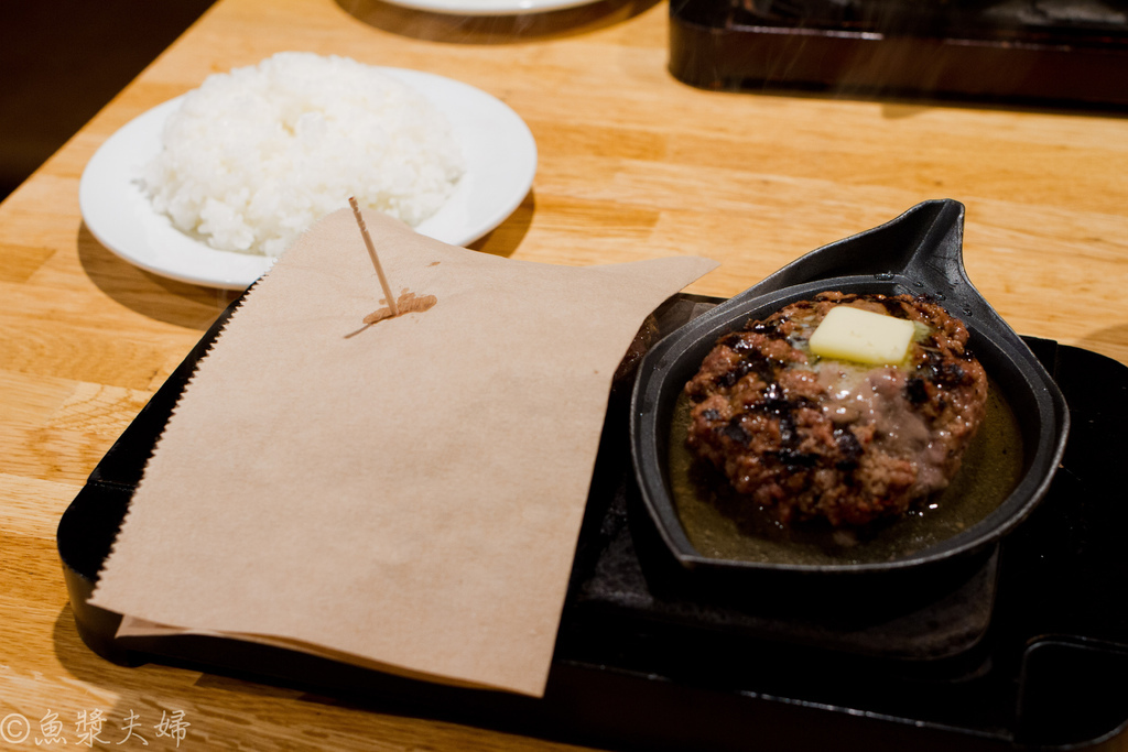 【美食。食記】東京 下高井戶 精釀啤酒跟咖哩飯的秘密基地  