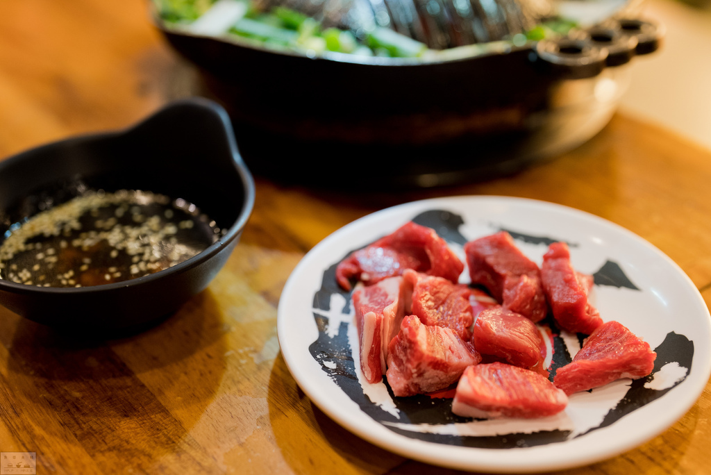 [食記] 彰化市 瘋牛孔盤燒 彰化店 燒肉界的專家