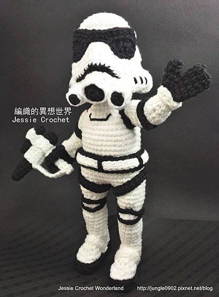 crochet stormtrooper - crochet stormtrooper @ Star Wars -crochet free pattern stormtrooper -毛線-編織-毛線娃娃-風暴兵-星際大戰 -白兵 風暴兵@ 星際大戰 Star Wars-crochet Star wars Stormtrooper4.jpg