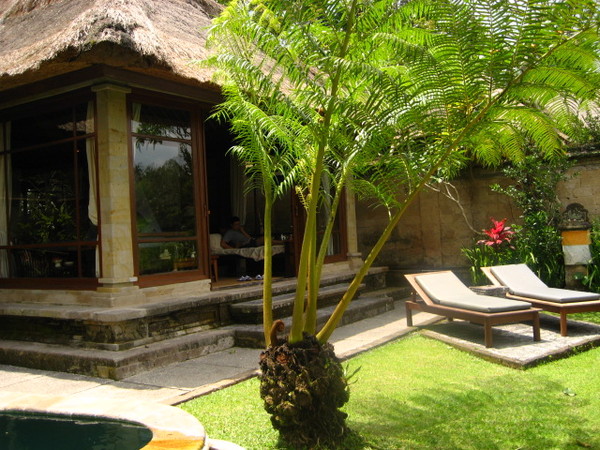 '07_10_LuvBali 473.jpg